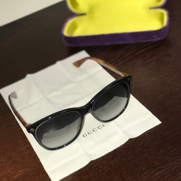 Gucci Sunglasses Authentic - Picture 7 of 8